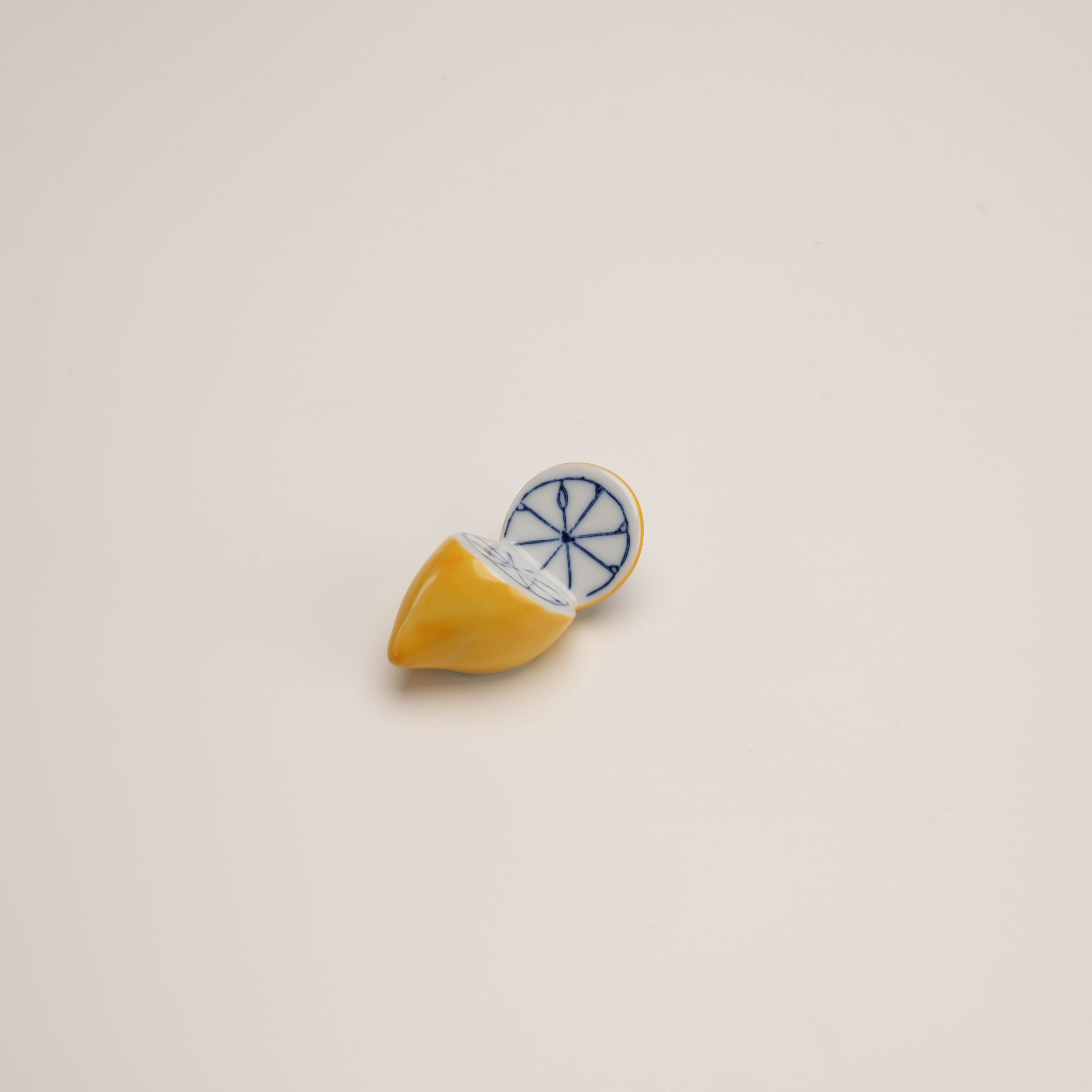Arita Ware Lemon Chopstick Rest