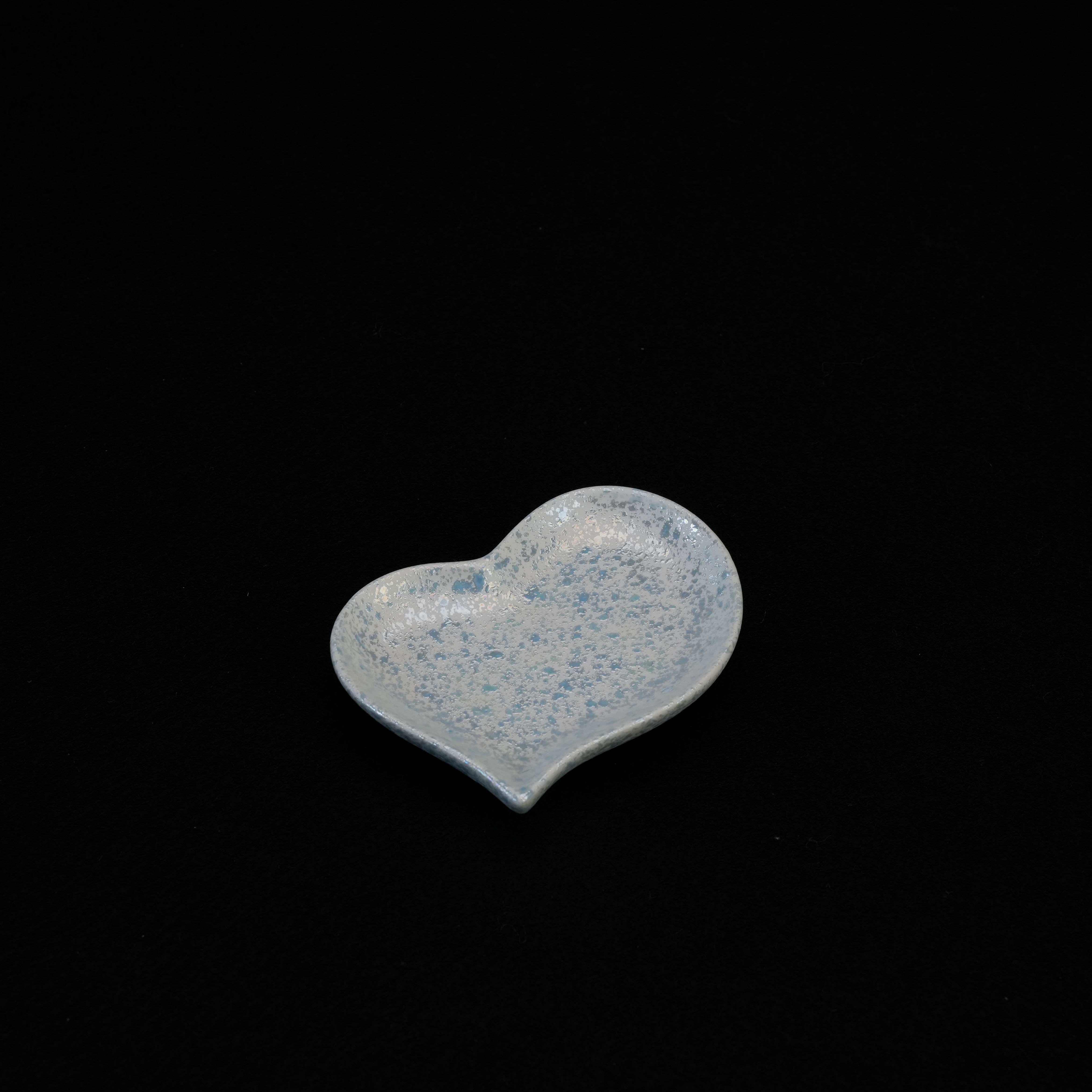 Arita Ware Blue Pearl Heart Small Plate