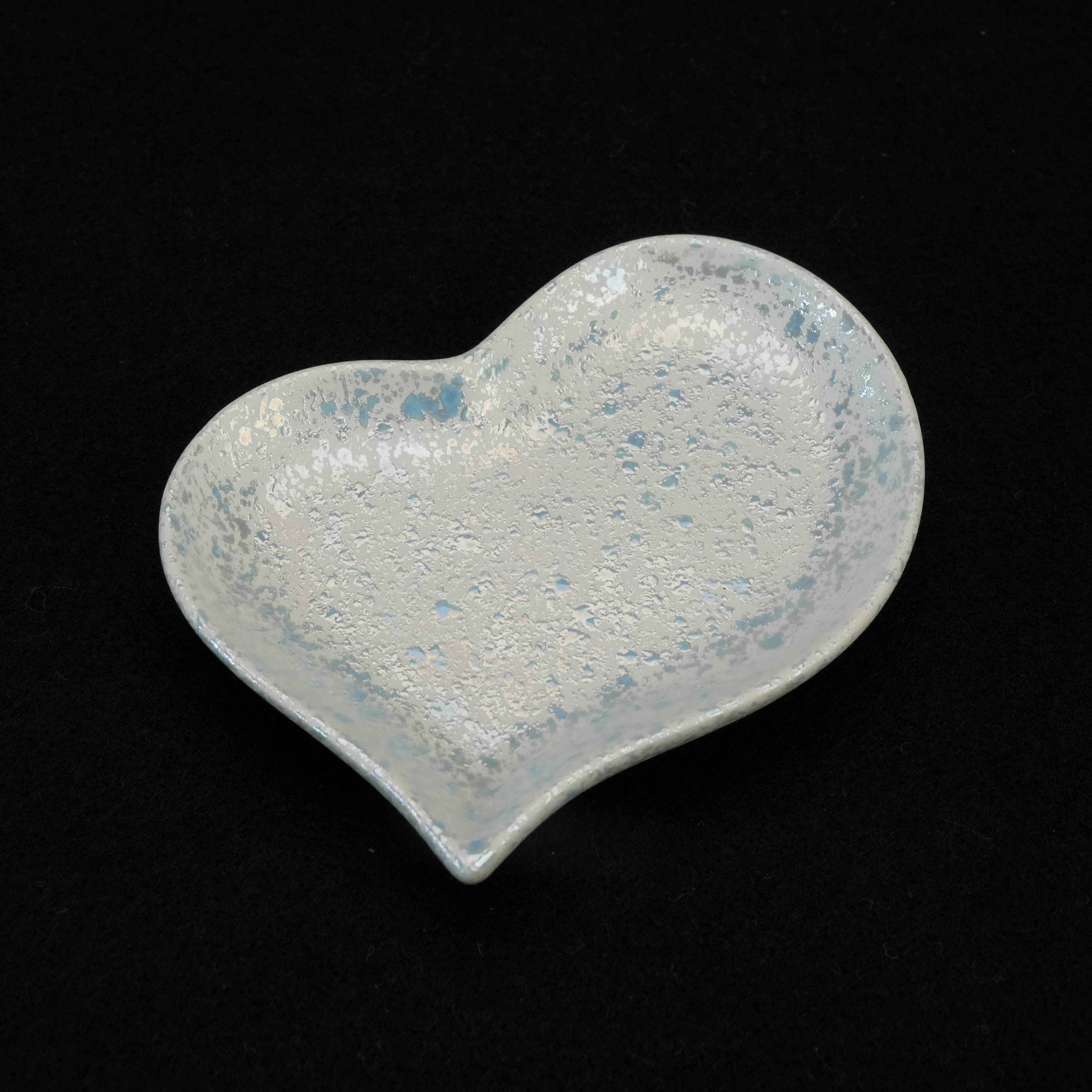 Arita Ware Blue Pearl Heart Small Plate