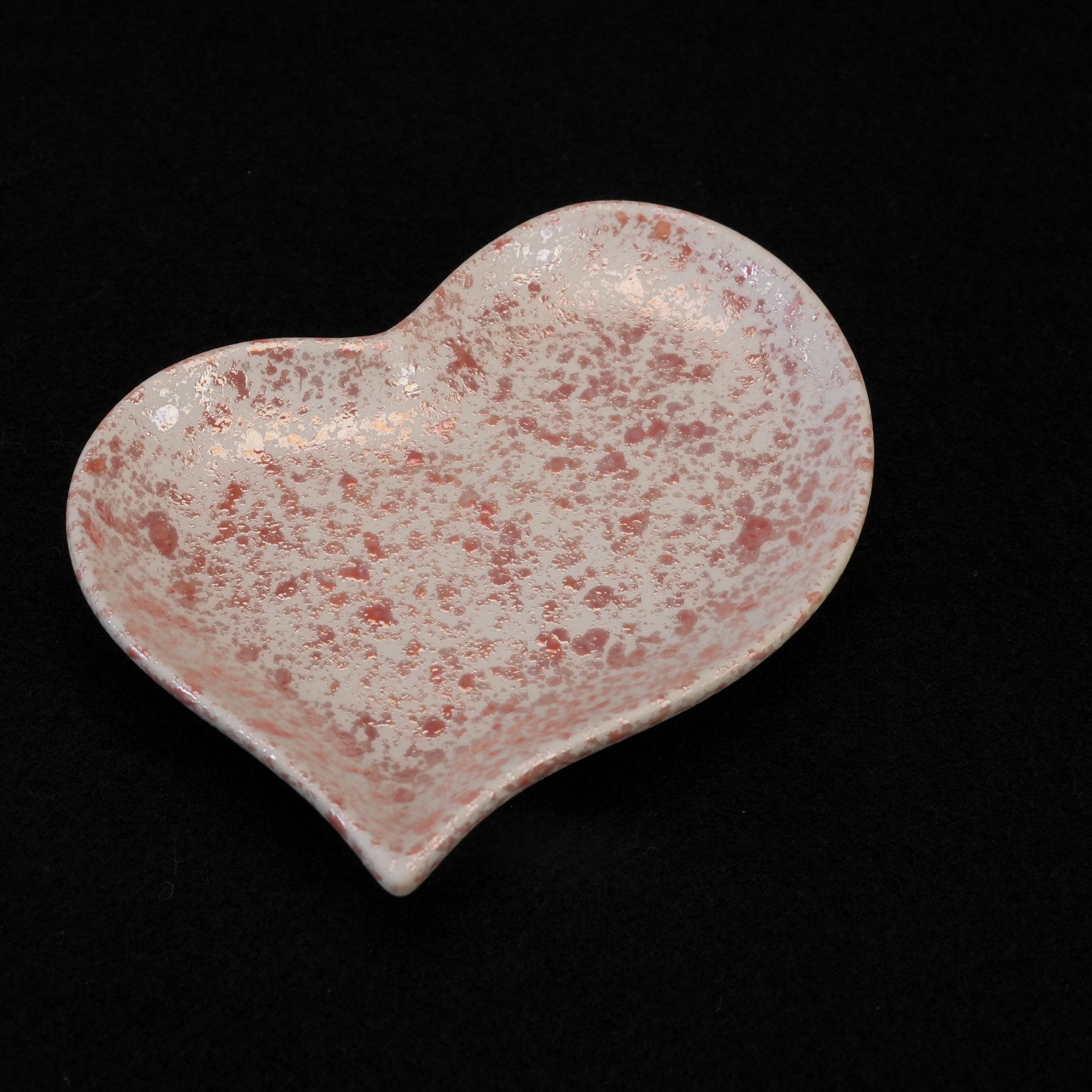 Arita Ware Red Pearl Heart Small Plate