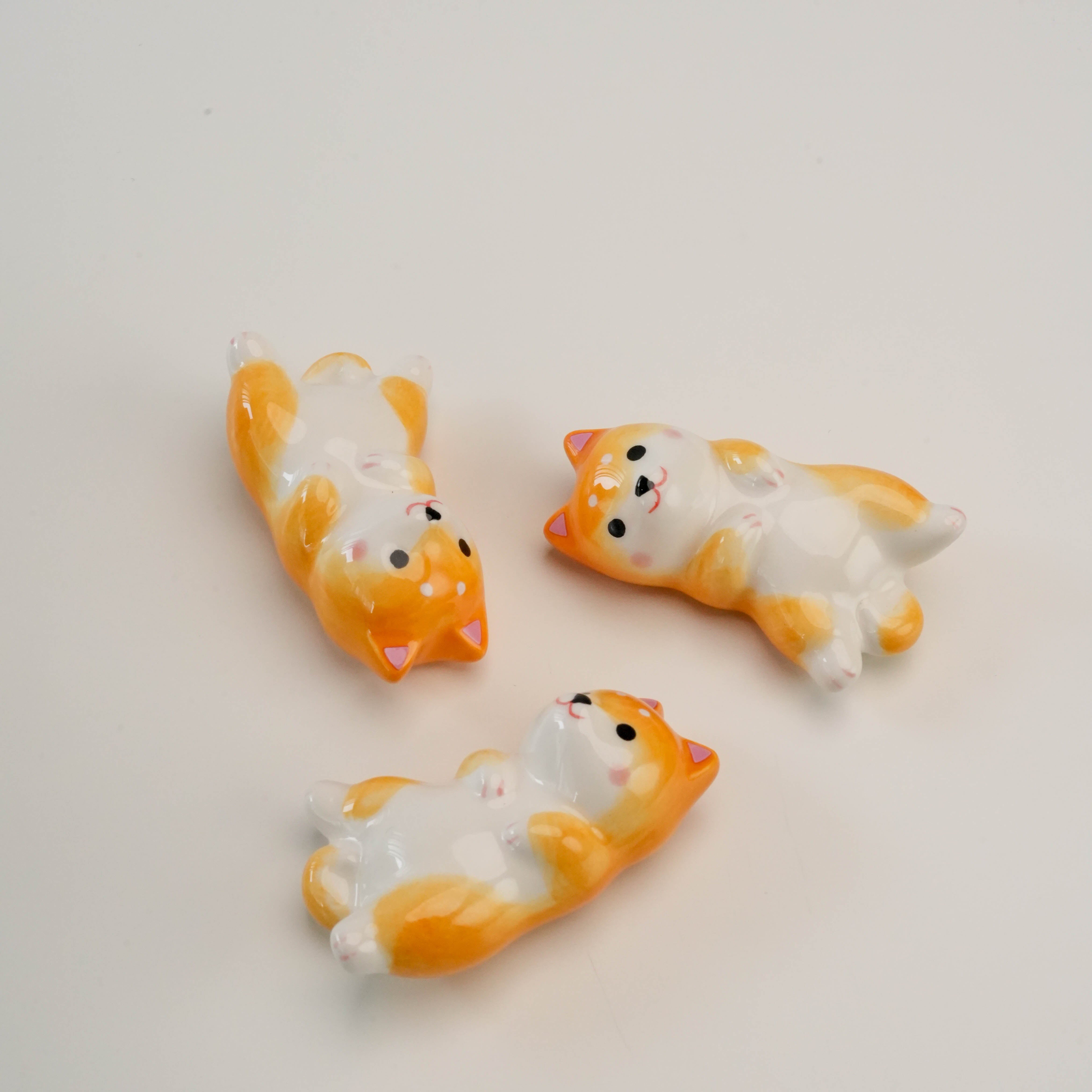 Yakushigama Shiba Dog Lying Down Chopstick Rest 3 Set