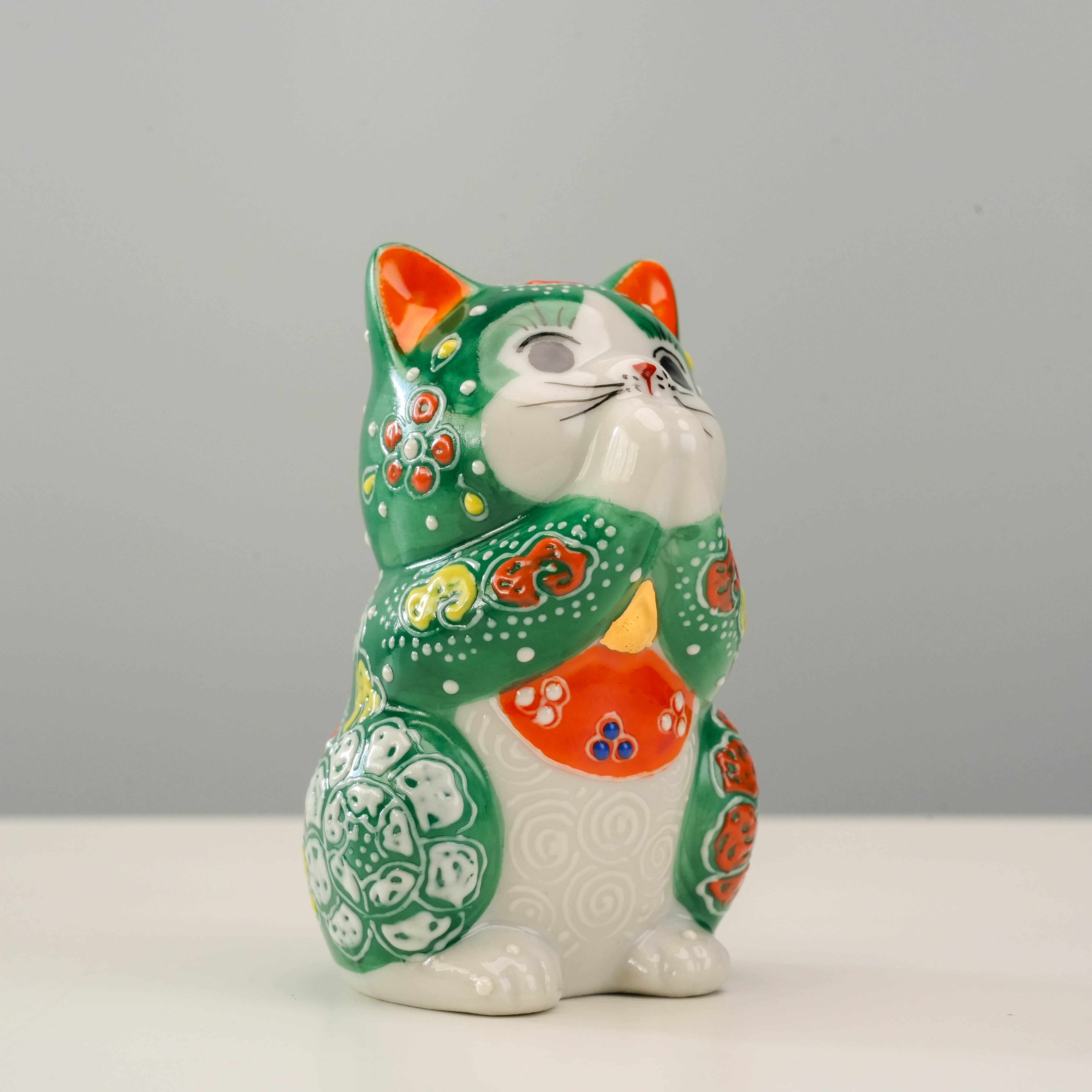 Kutani Ware Cat Ornament - Green Begging Cat