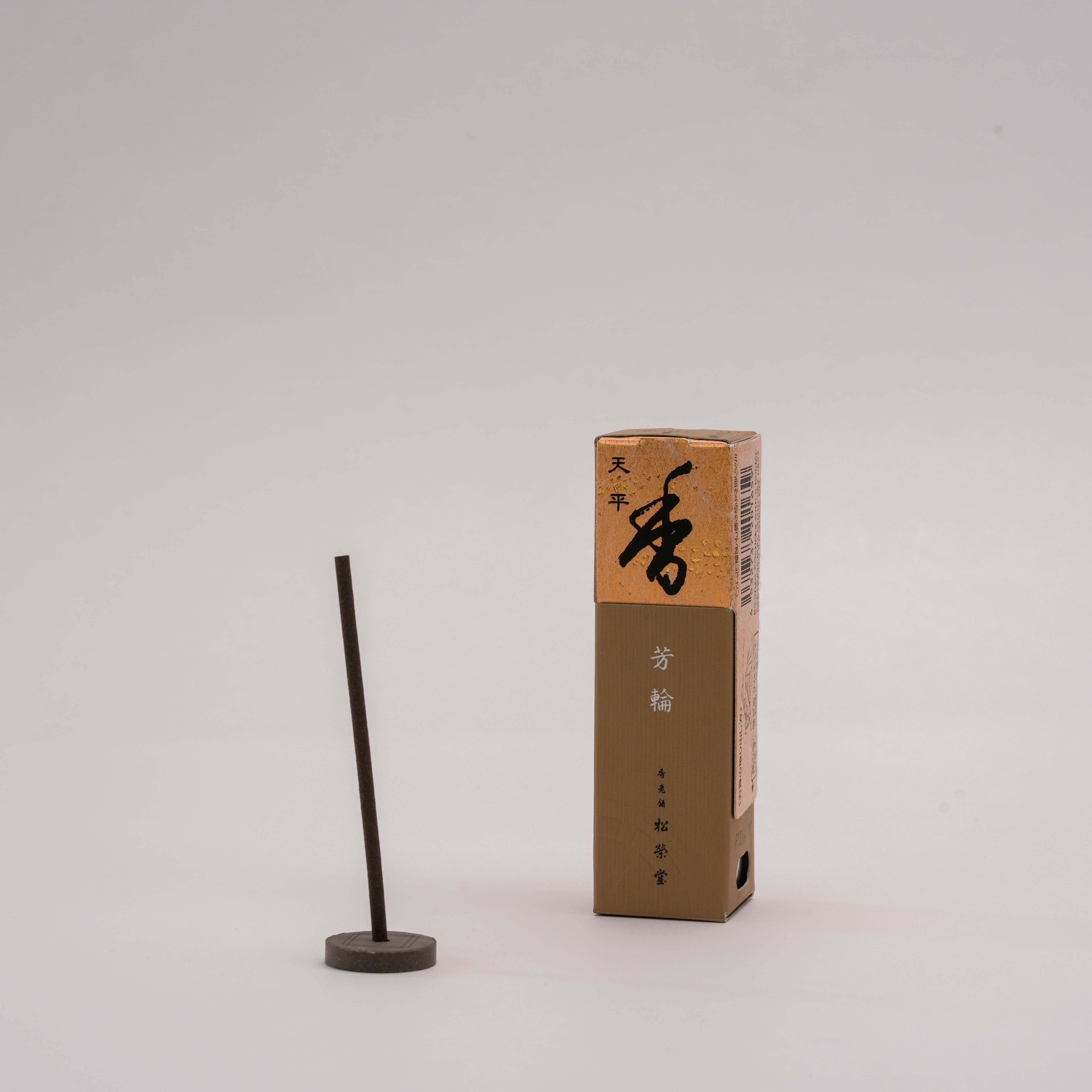Shoyeido Tenpyo Incense - Peaceful Sky stick with holder, featuring natural sandalwood aroma for serene home fragrance rituals.