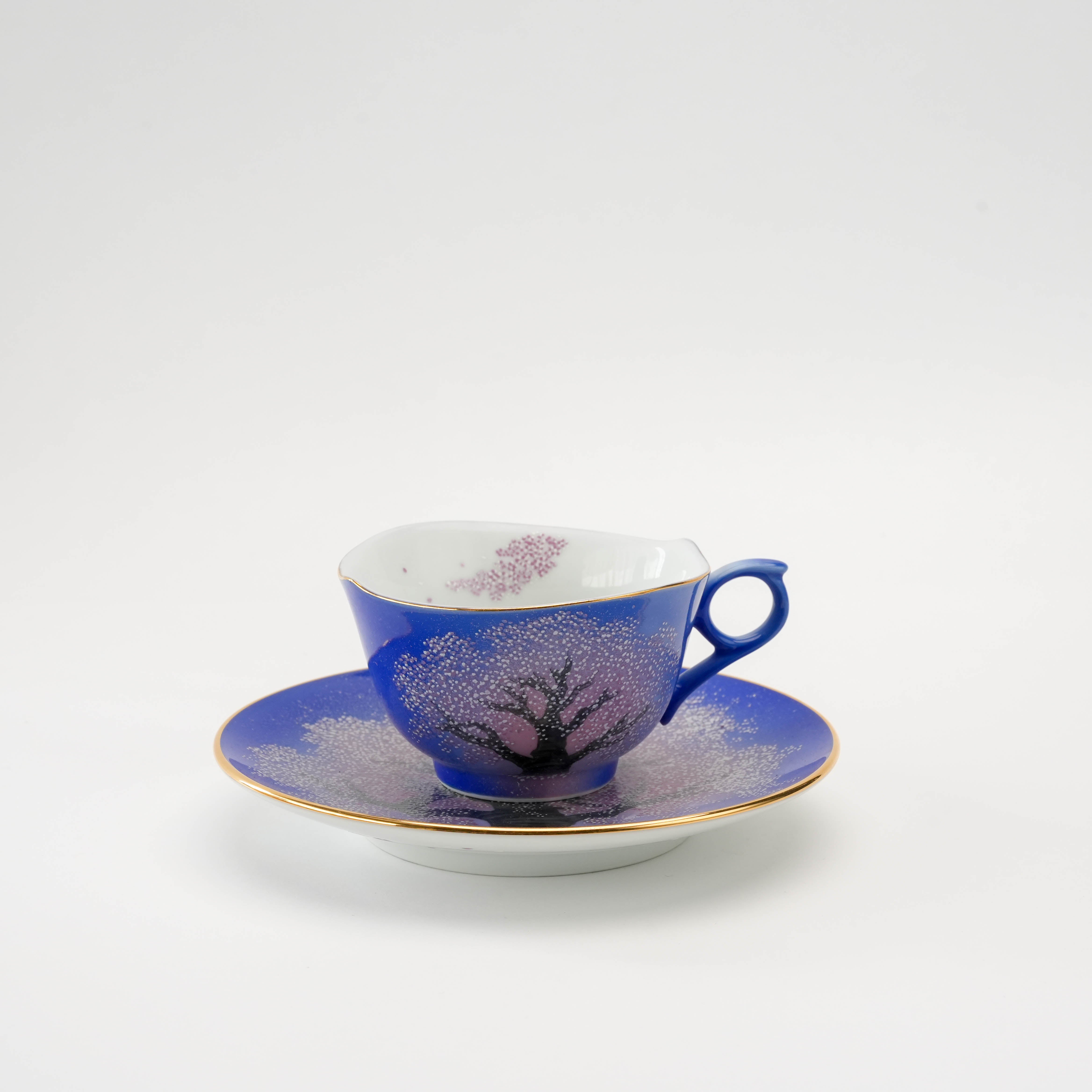 Arita Yozakura Cherry Blossom Set - Saucer & Cup | Hand-Painted tea cup and saucer featuring a night cherry blossom design with gold trim.