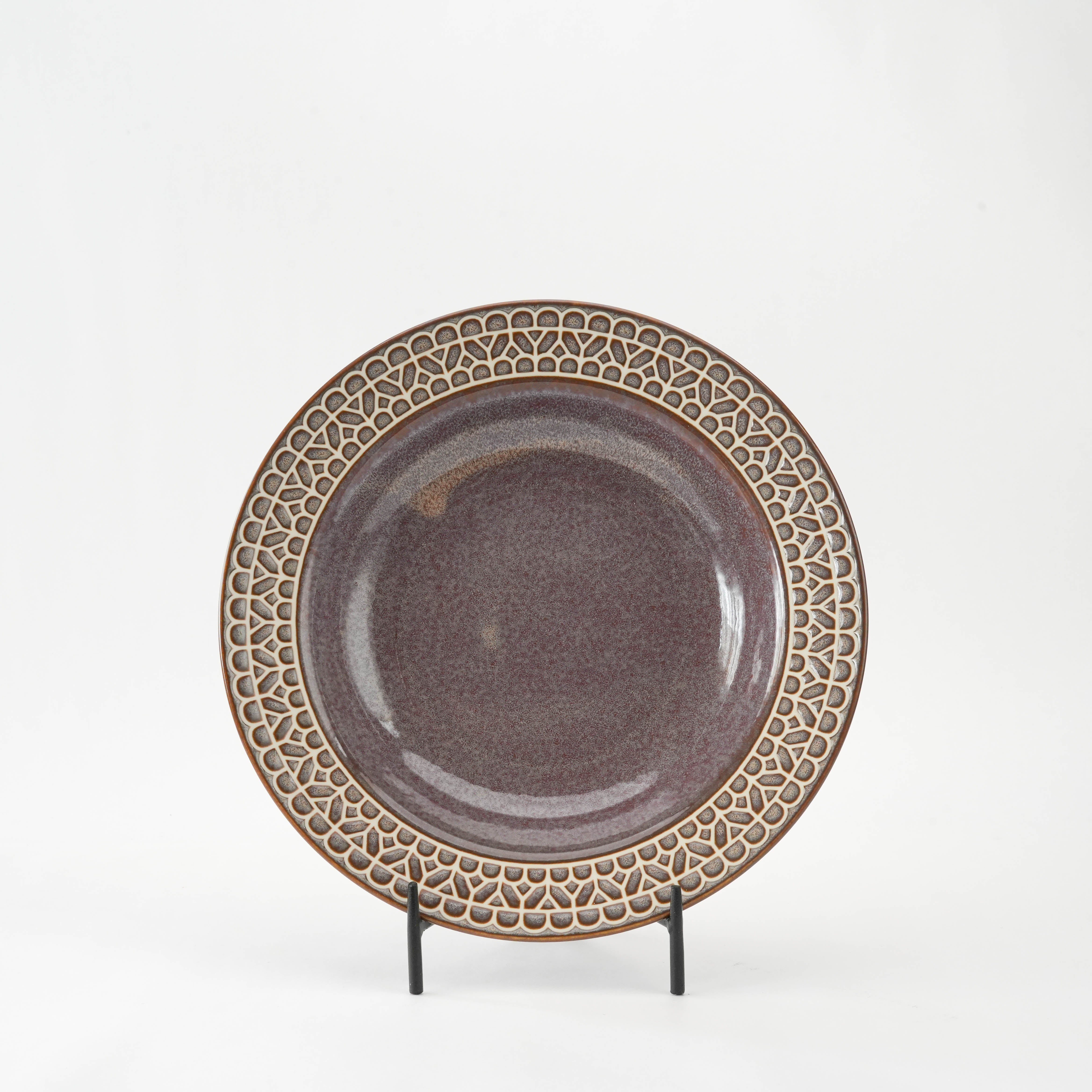 Mino Ware Coupe Plate - Brown Rim Lace, 23.5 cm with intricate lace pattern and rich brown glaze, ideal for elegant table settings.