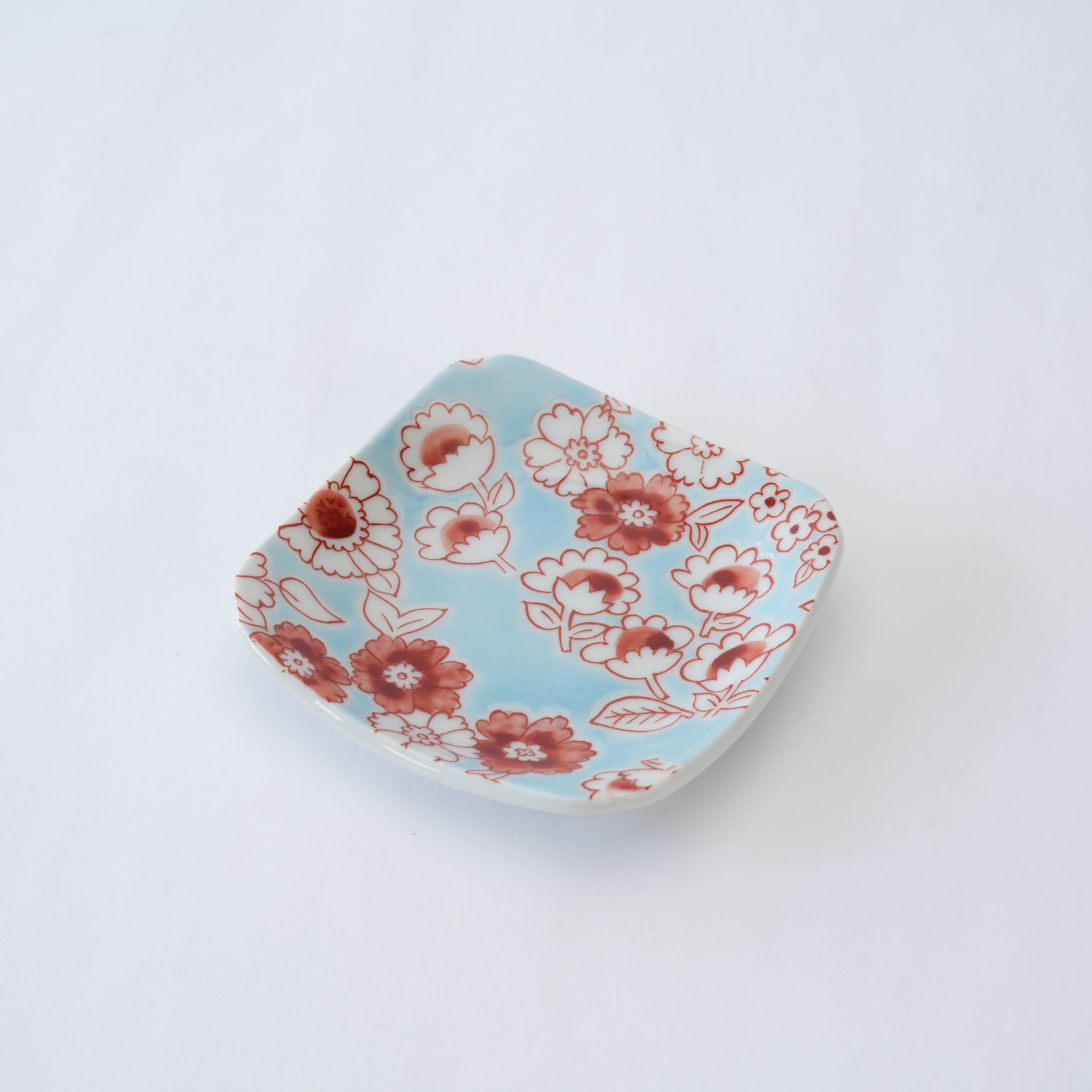 Kutani Ware Flower Shower Small Plate – Light Blue