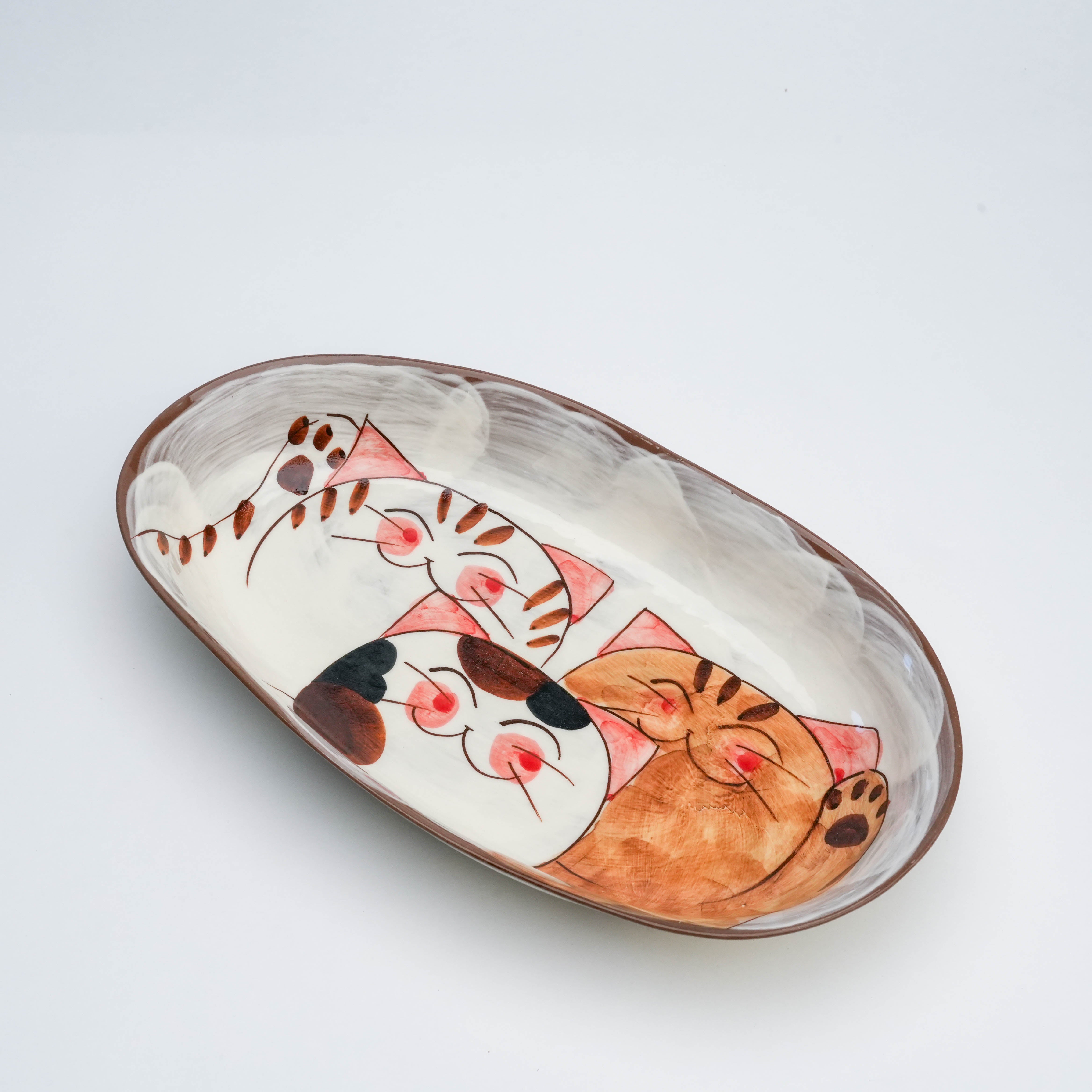 Hasami Ware Three Friendly Cats large Curry Plate