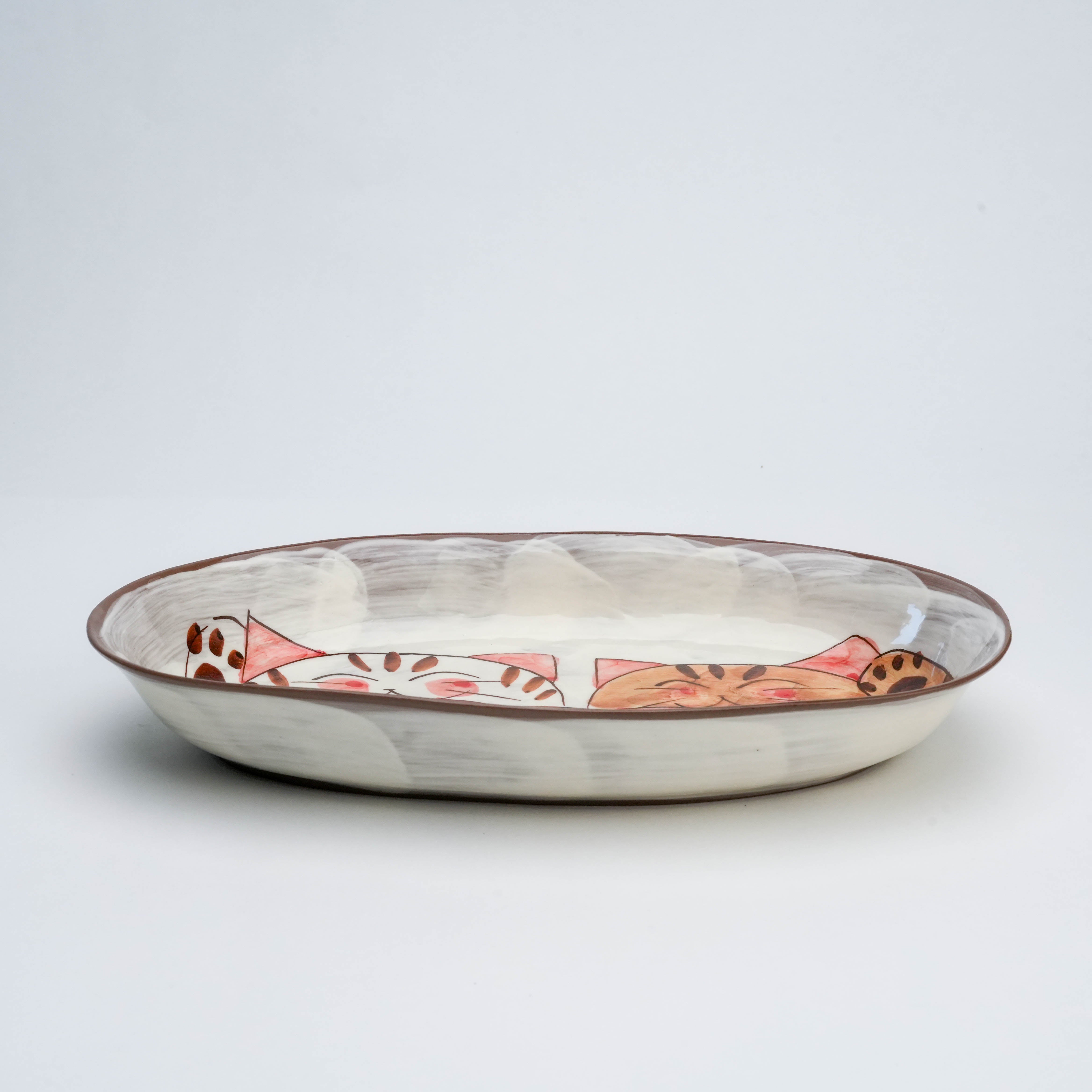 Hasami Ware Three Friendly Cats large Curry Plate