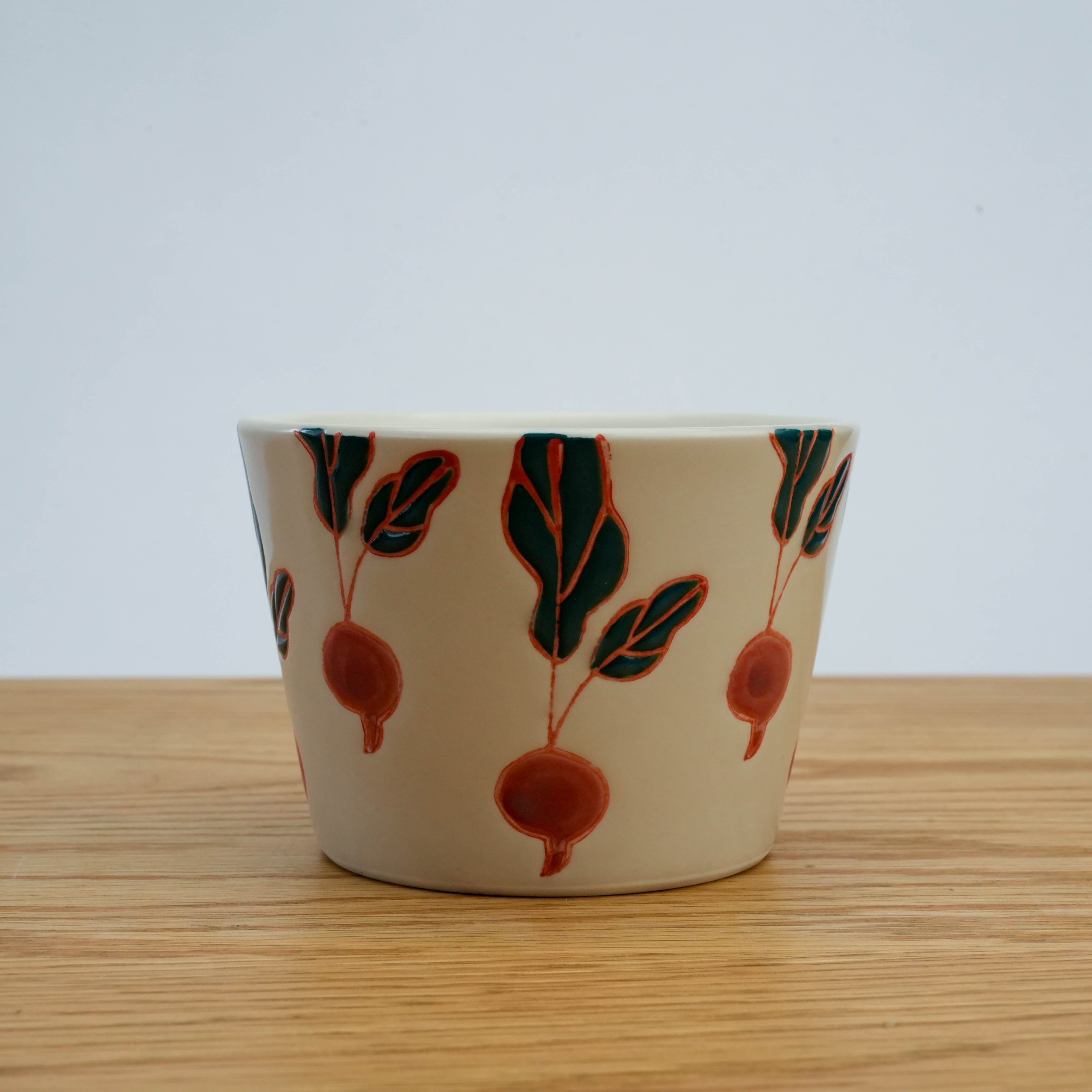 Hasami Ware Fresh Art Y Cup - Radish