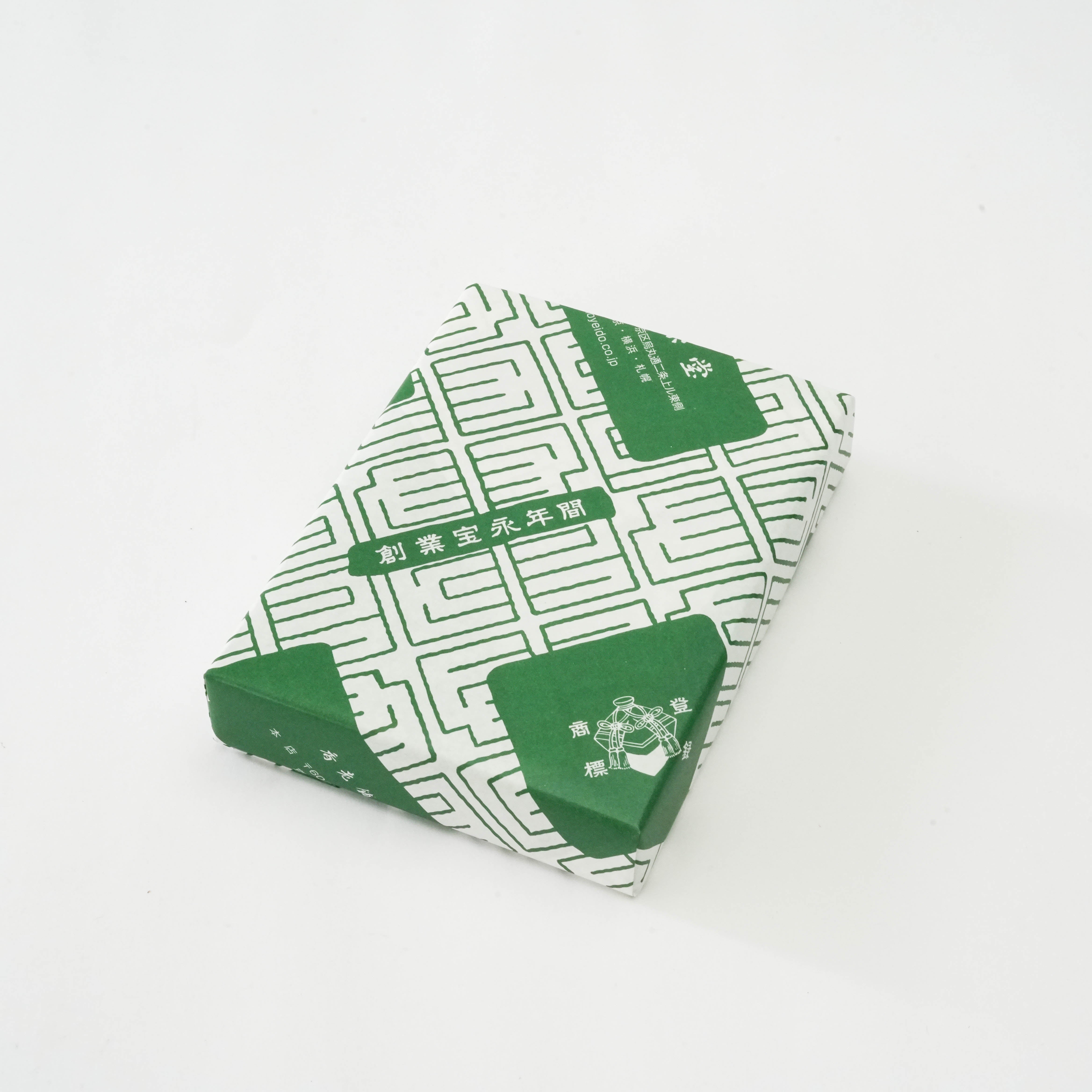 Shoyeido Horin Gift Set - Shirakawa & Maple Leaf Incense Holder