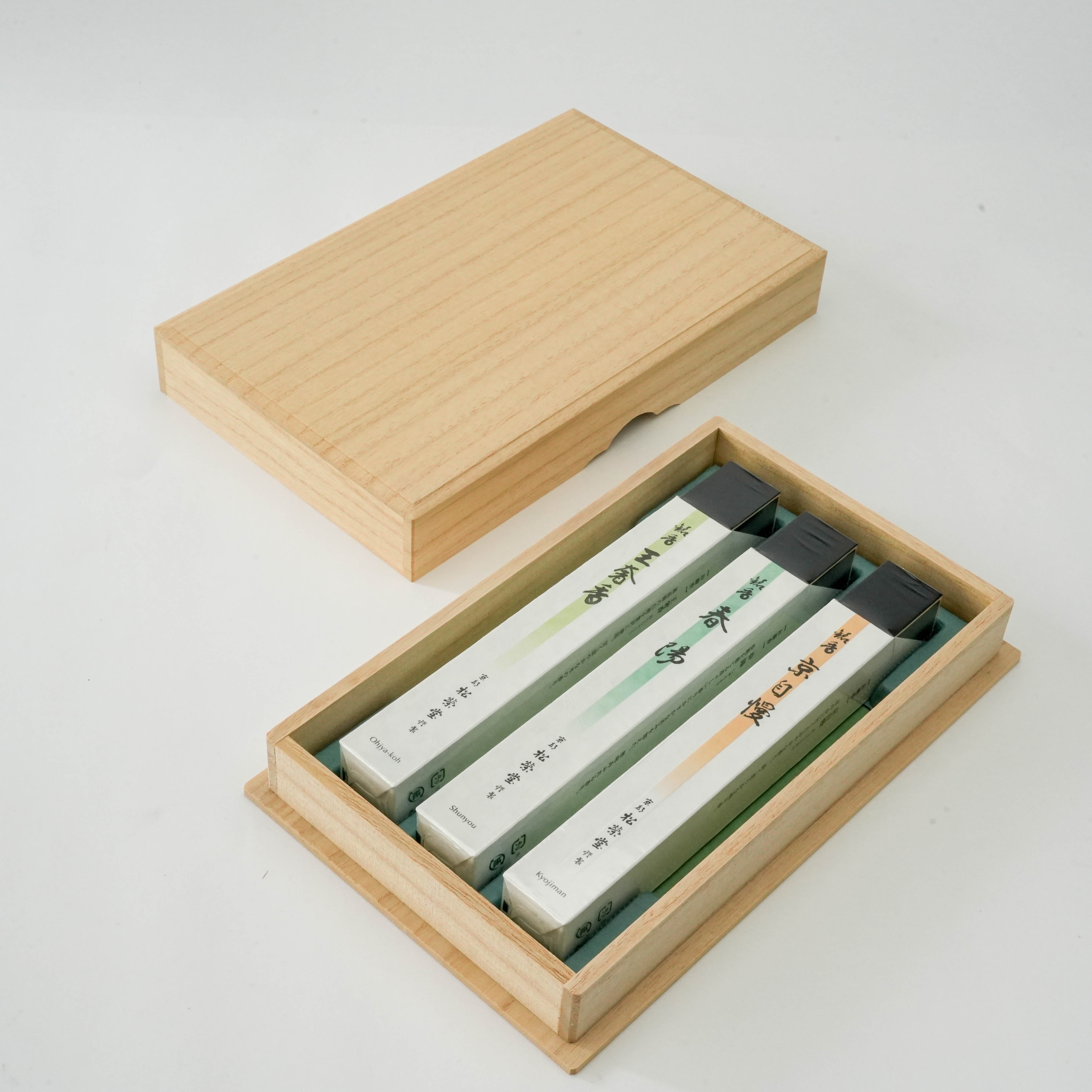 Shoyeido Premium Incense 3 Gift Set - King’s Aroma / Beckoning Spring / Pride of Kyoto