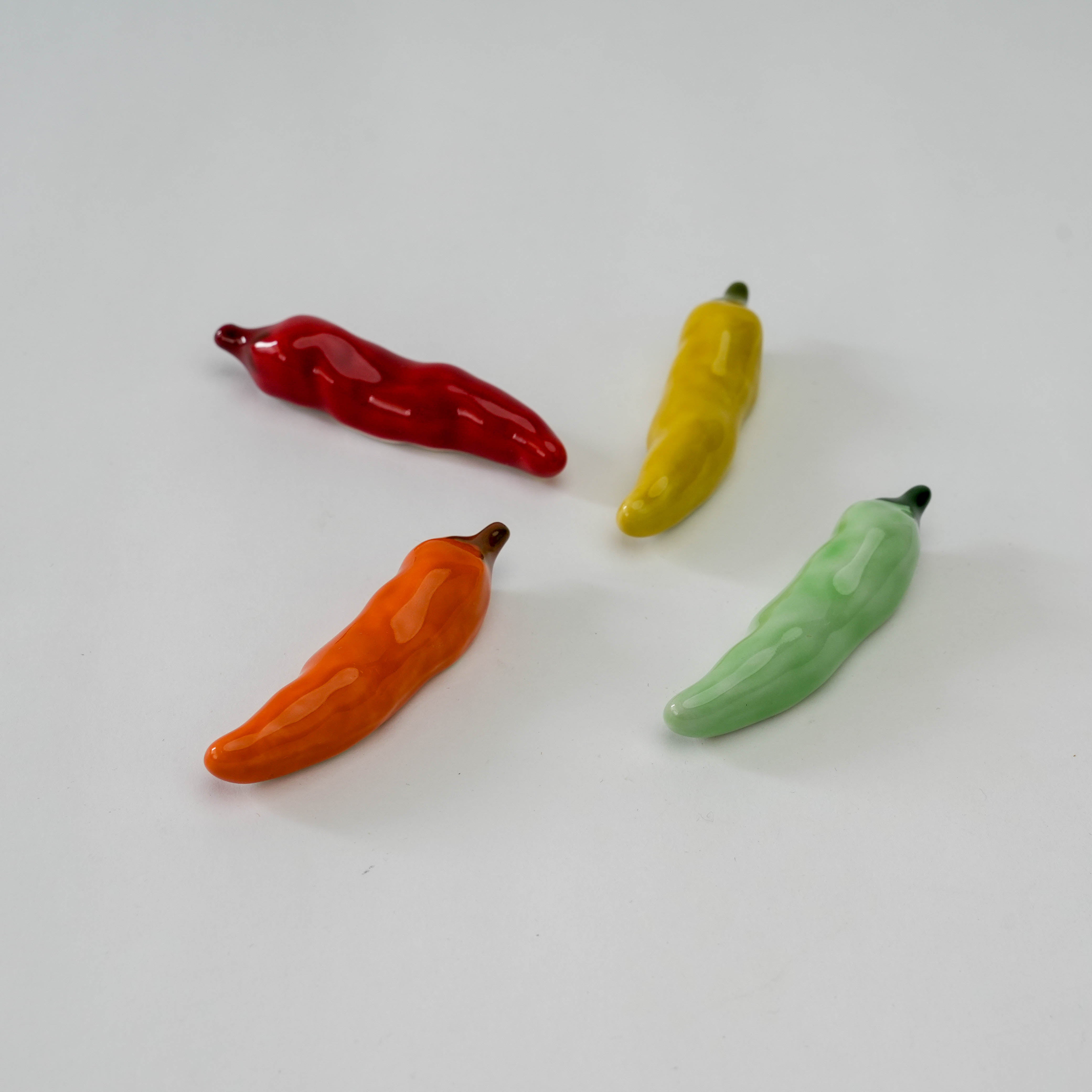 Arita Ware Chilli Pepper Chopstick Rest