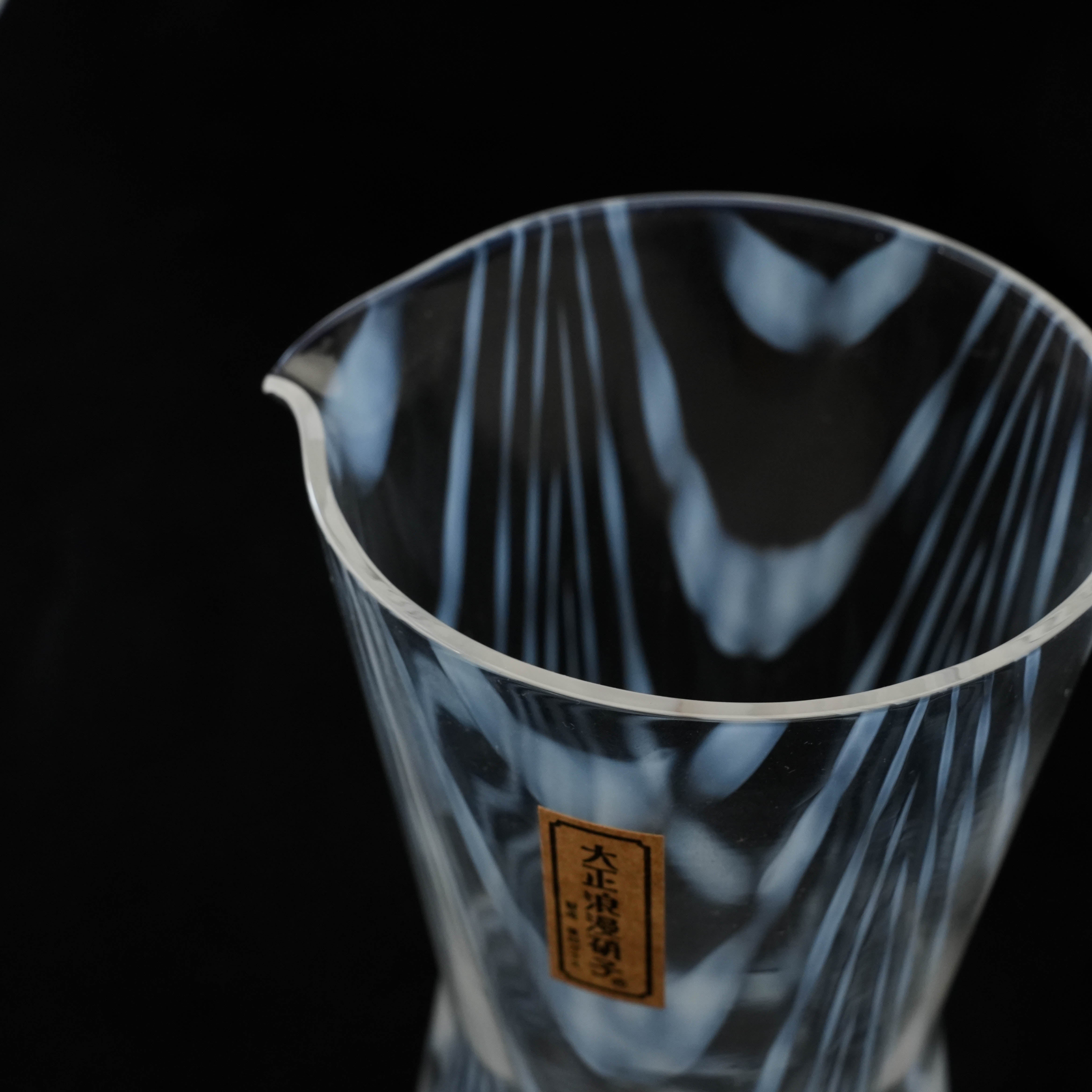 Hirota Glass Taisho Roman Carafe - Winding