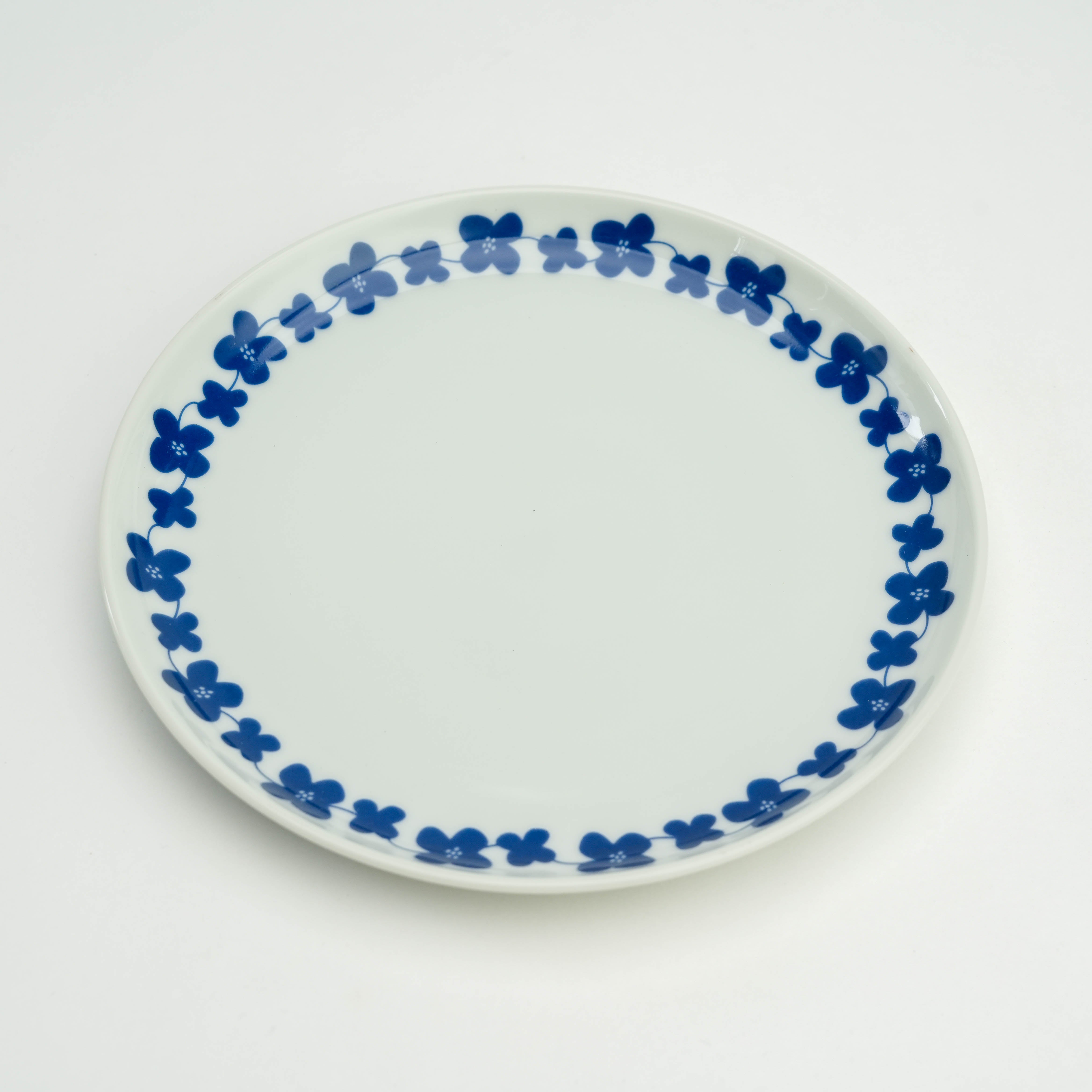 Hasami Ware Medium Plate Chouette Blue