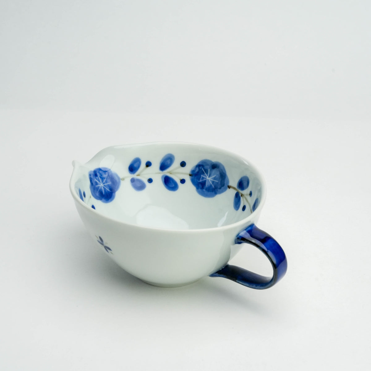 Arita Ware Koyogama Blue Floral Katakuchi Pouring Bowl