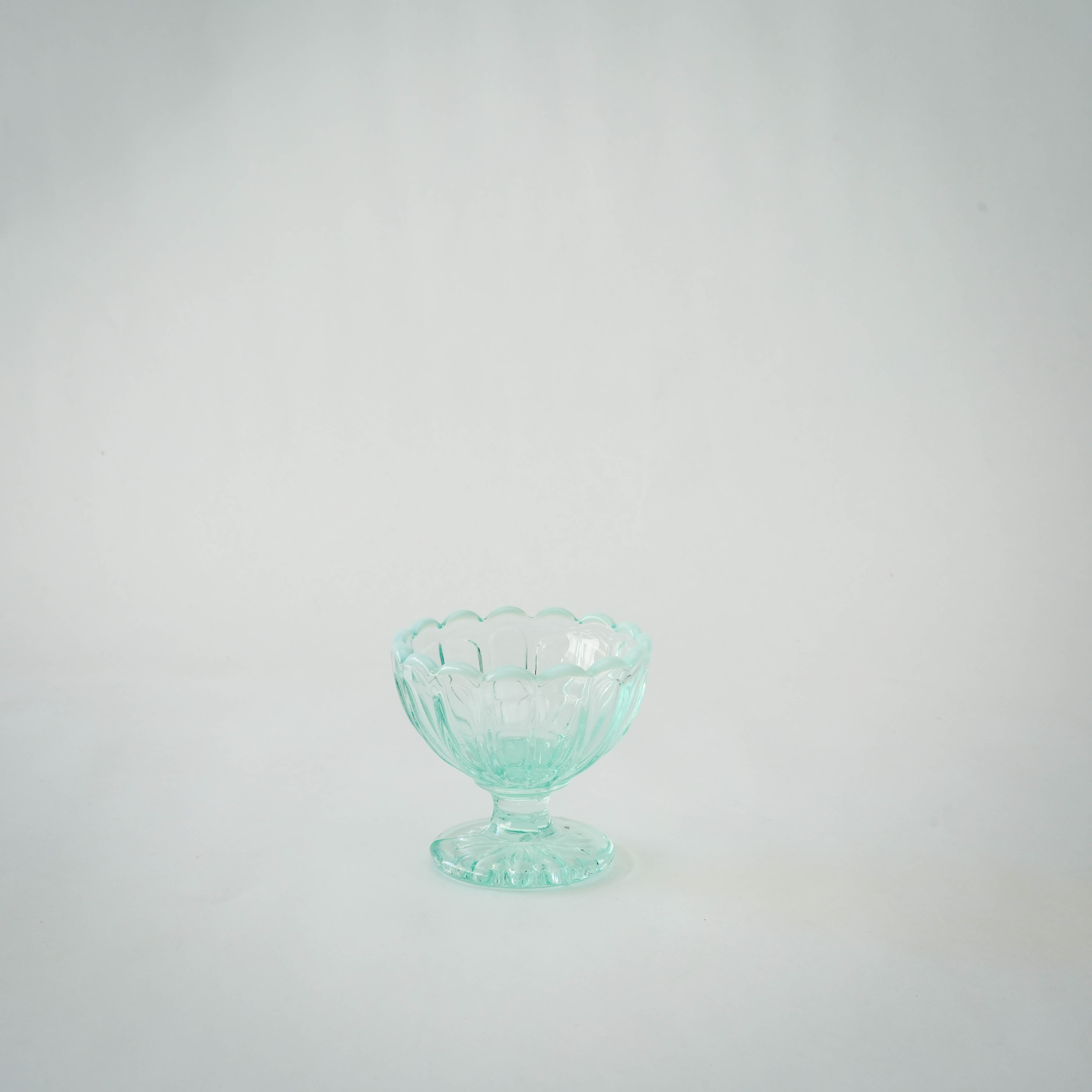Hirota Glass Yukinohana Footed Ice Cream Bowl