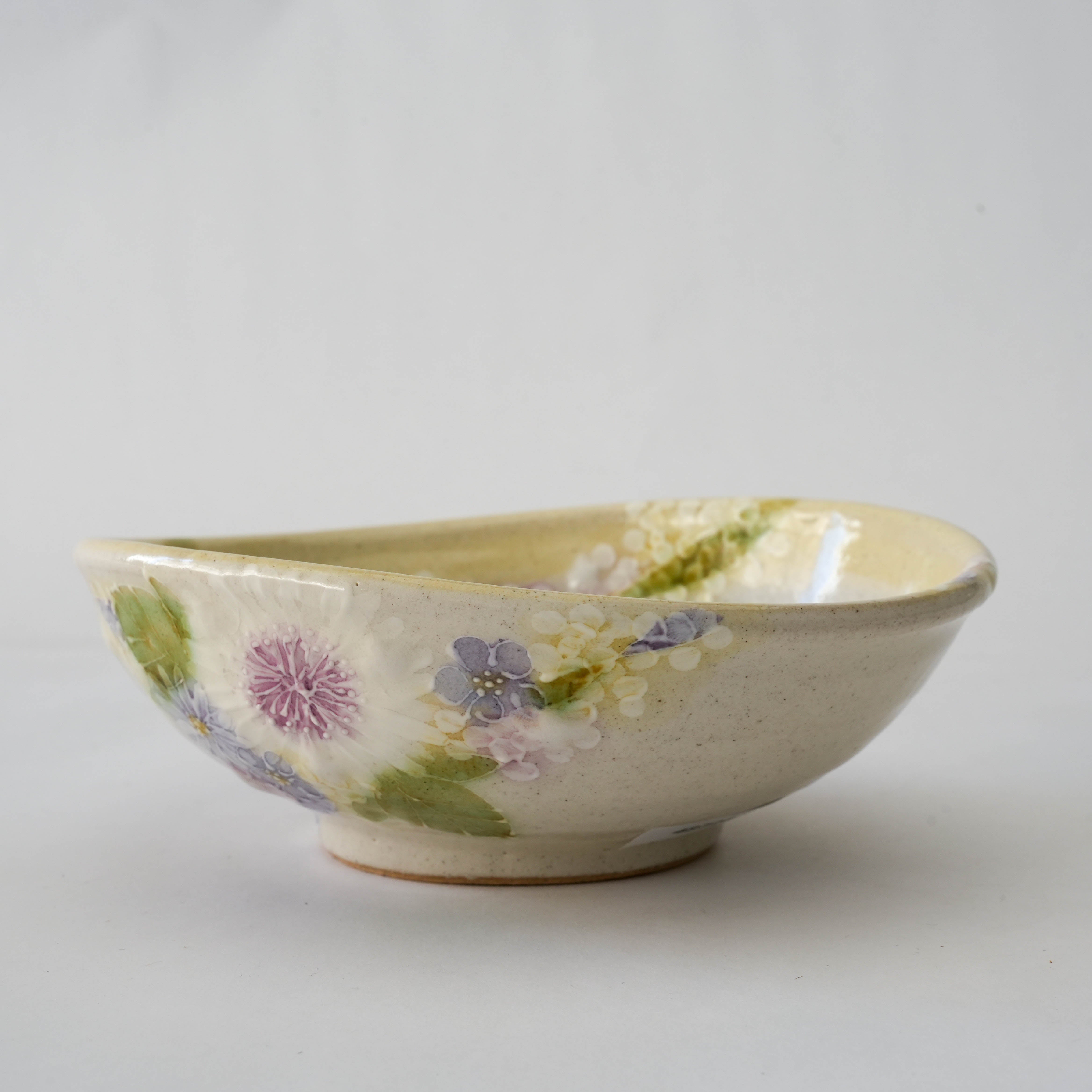 Seto Ware Floral Accent Bowl