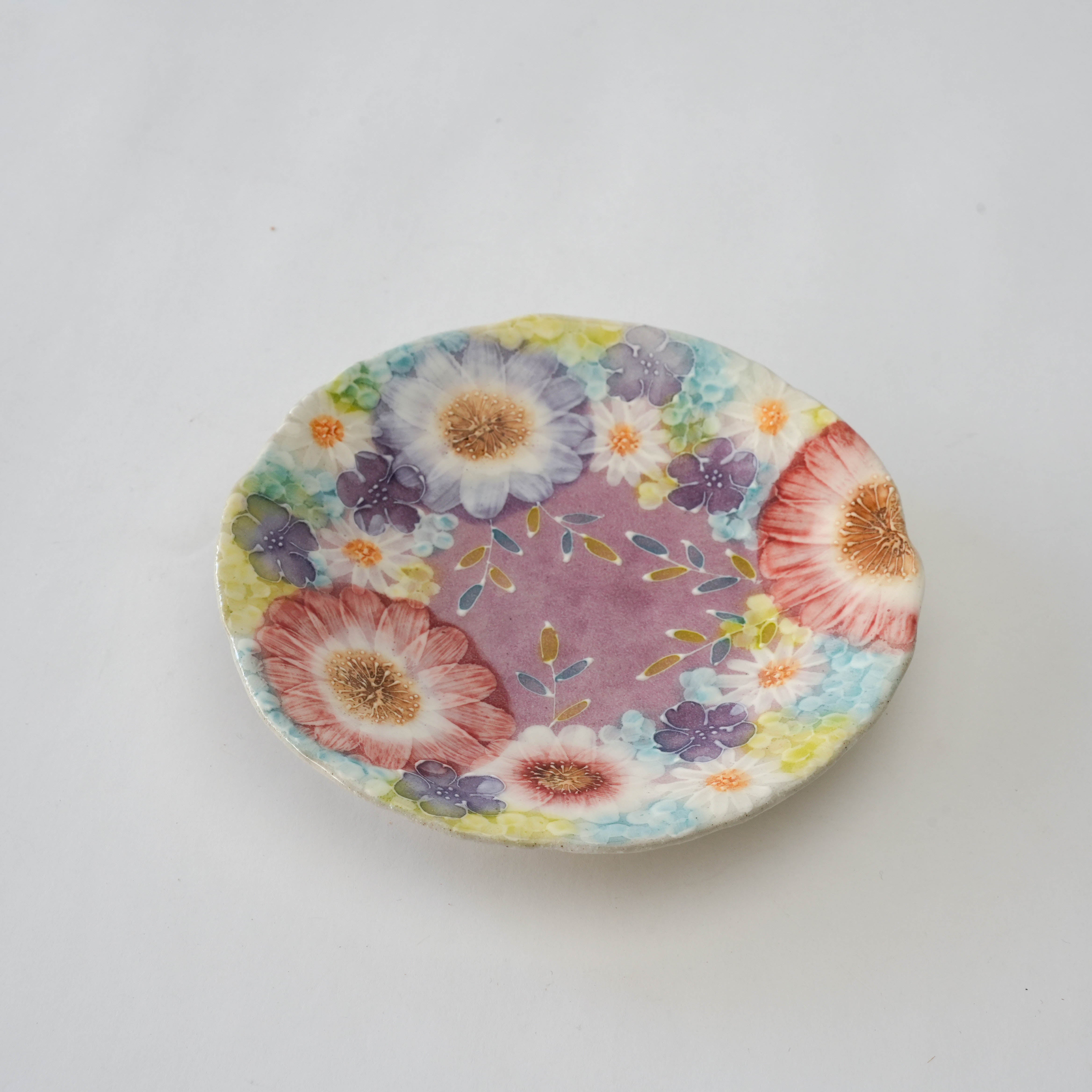 Seto Ware Shikyo Floral Side Plate