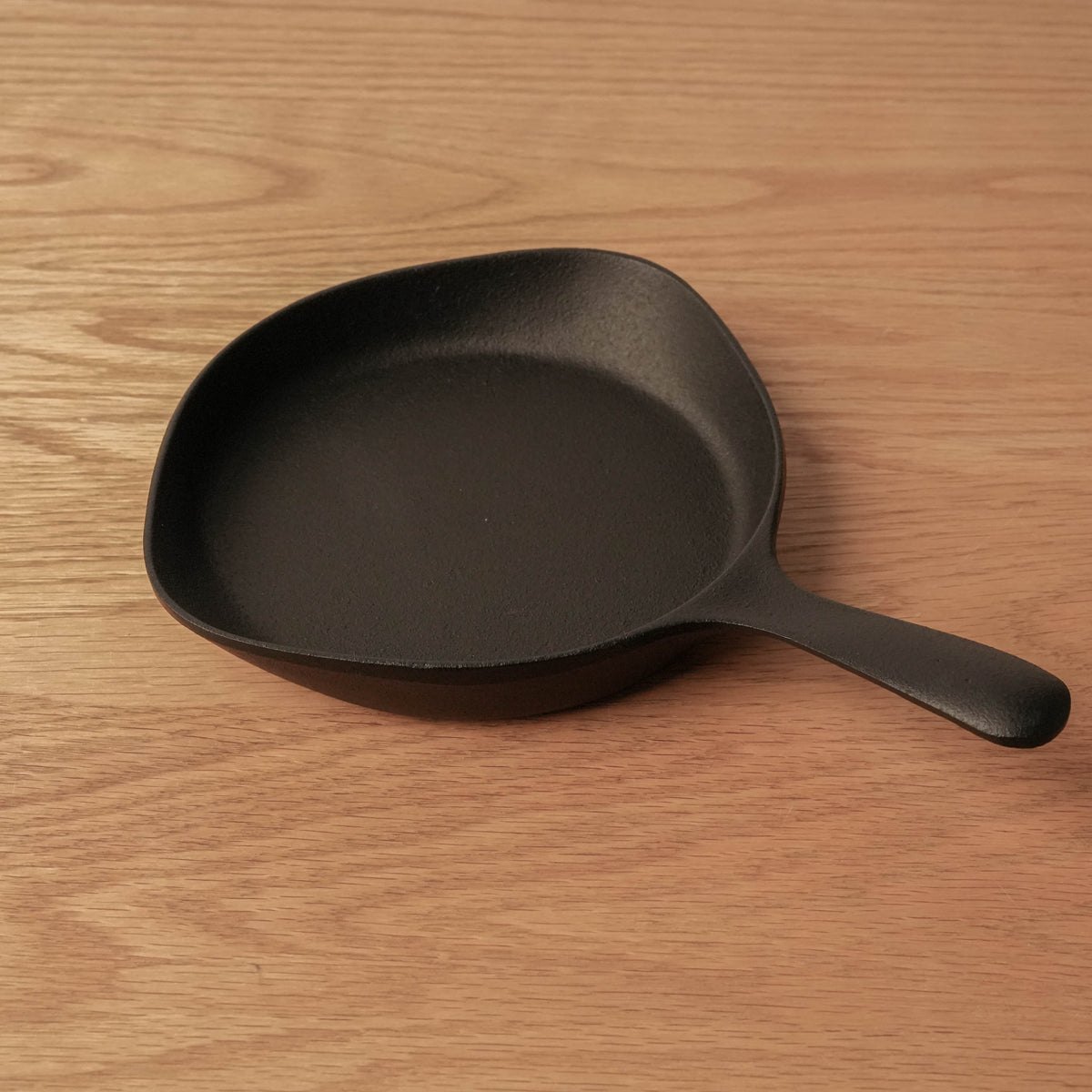Sori Yanagi Nambu Tekki Cast Iron Mini Pan S – 16cm