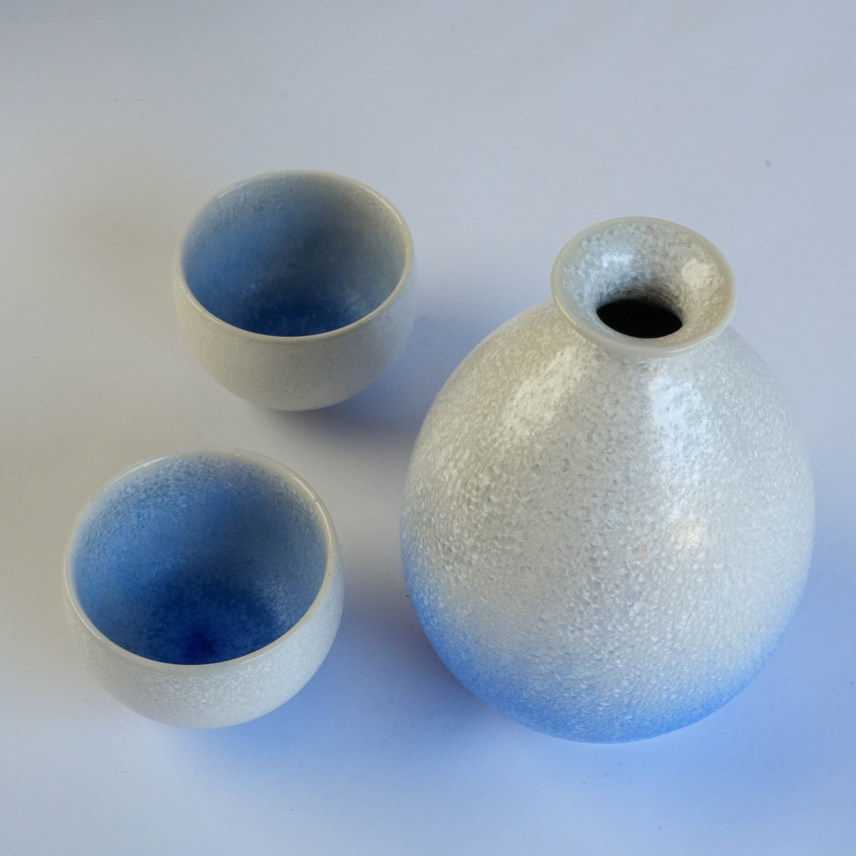 Arita Ware Shinemon Kiln Aizome Water Drop Sake Set
