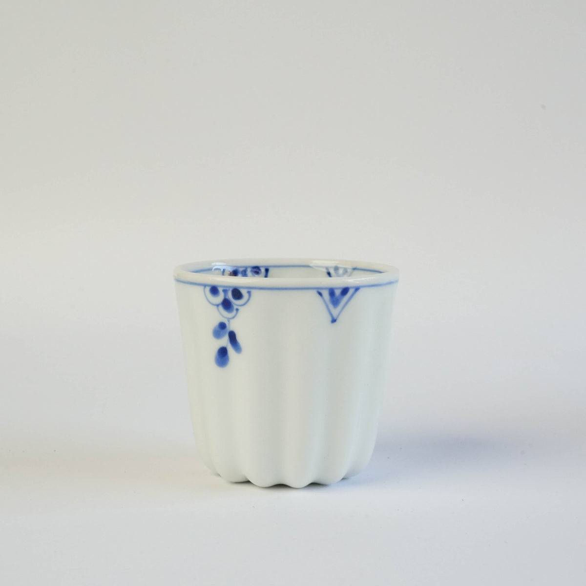 Arita Ware Blue Blossom Canelé Tea Set