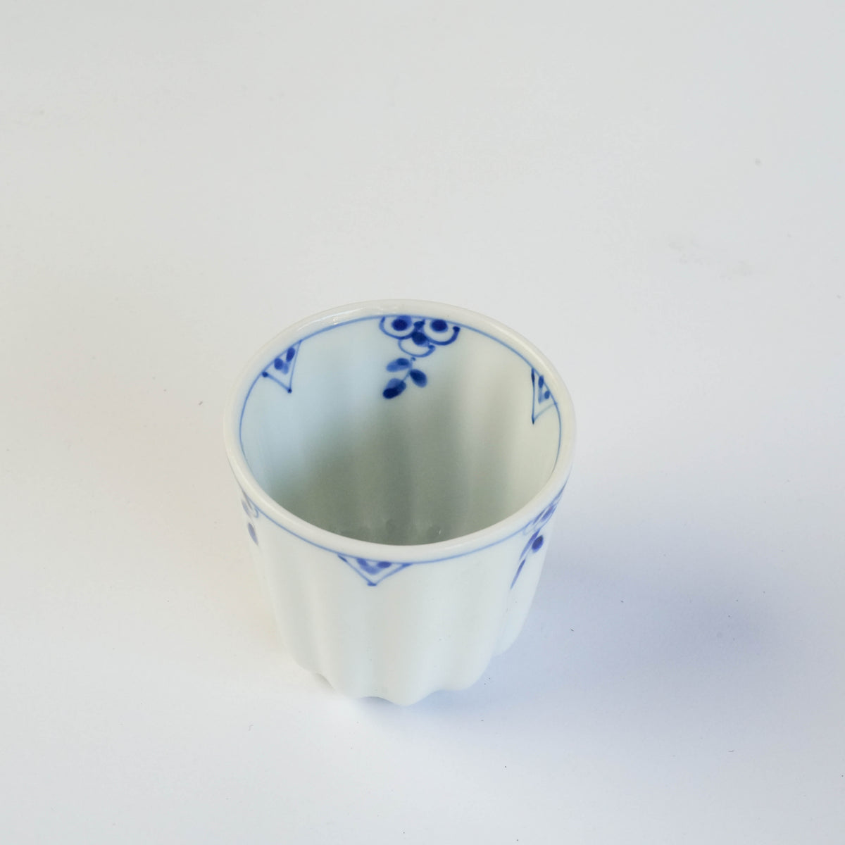 Arita Ware Blue Blossom Canelé Tea Set