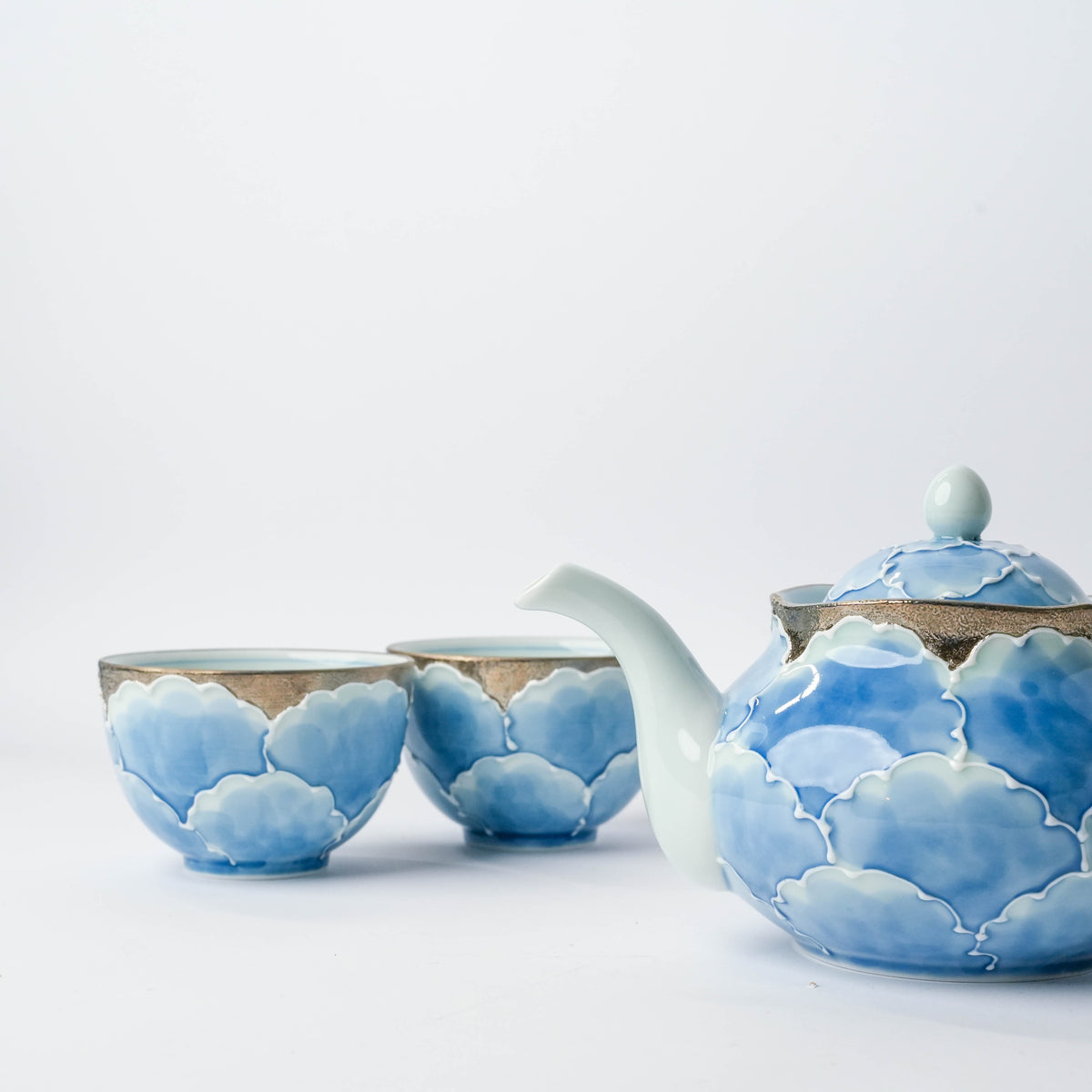 Arita Ware Bunzan Kiln Peony Tea Gift Set – Blue & Silver