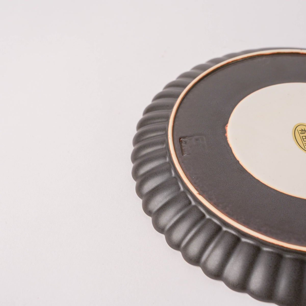 Arita Ware One Sided Chrysanthemum Carving Bubble Glaze Plate - Gold