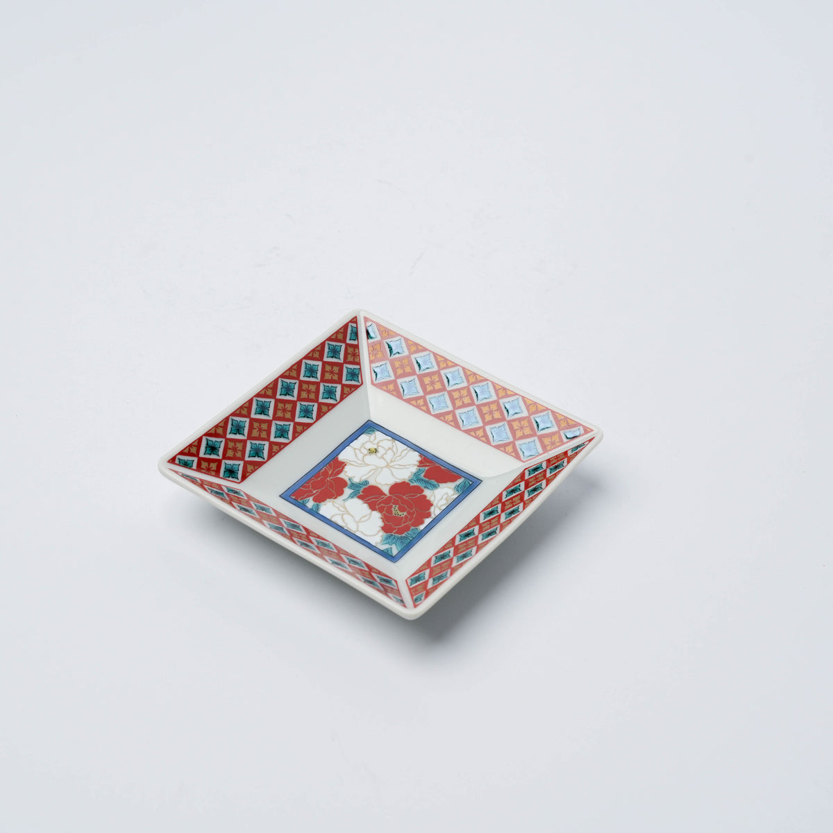 Kutani Ware Heritage Floral & Geometric Square Plate Set