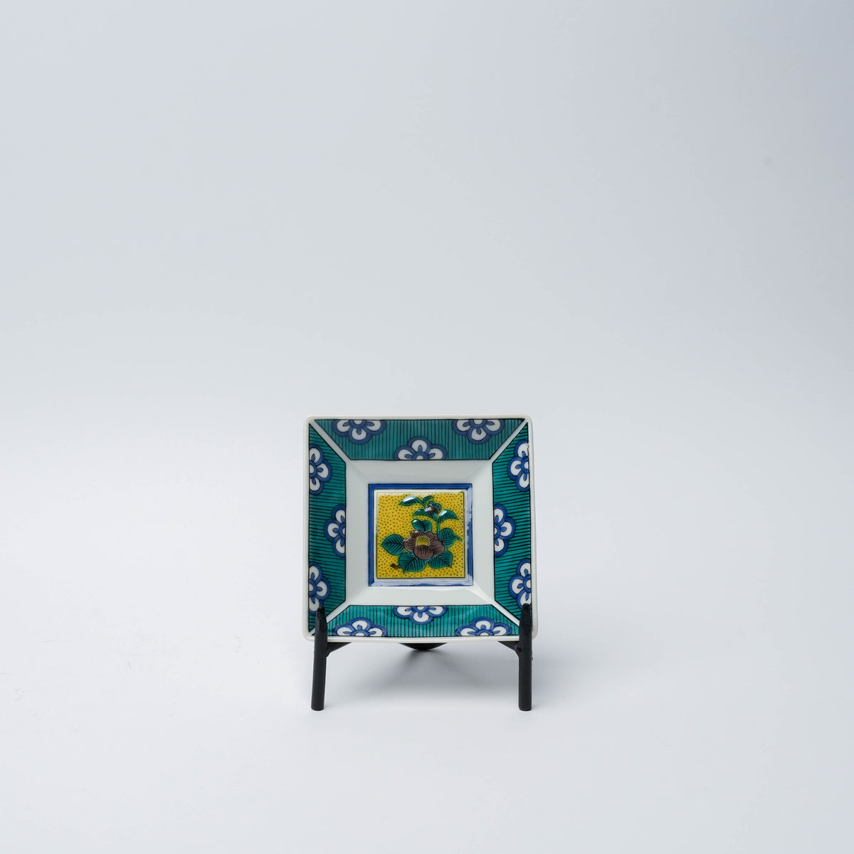 Kutani Ware Heritage Floral & Geometric Square Plate Set